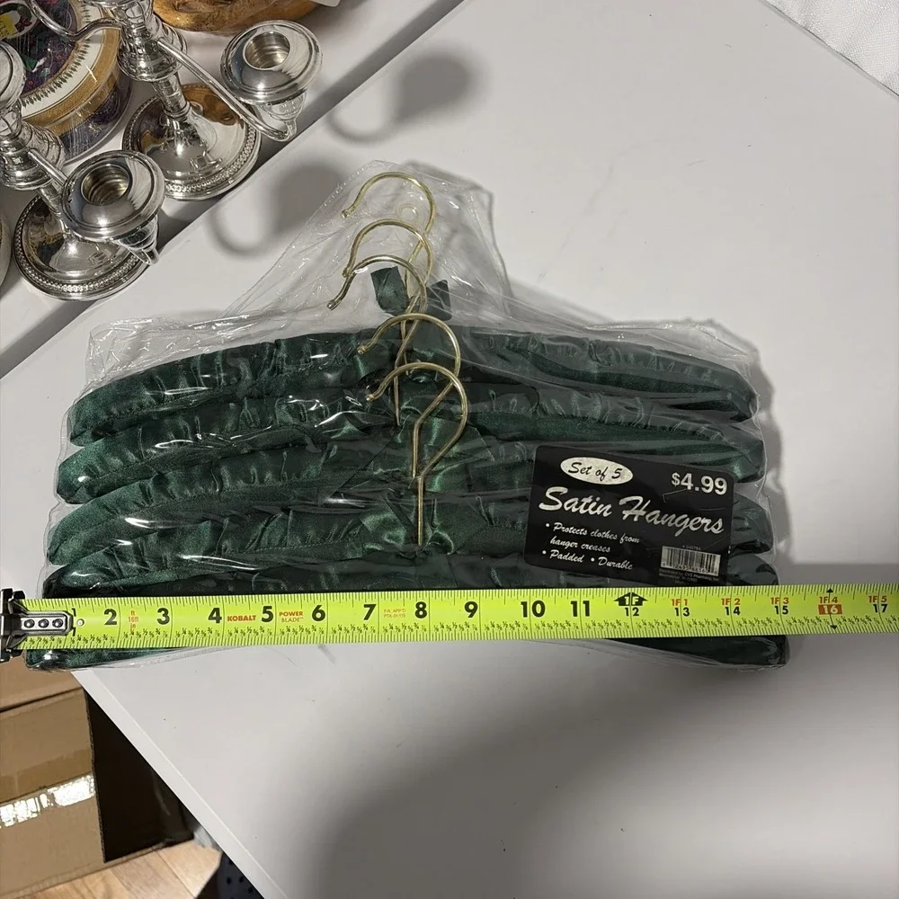 Vintage Emerald Green Satin Padded Hangers Set of 5 Gold Hooks Bow 1980s